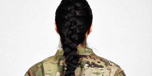 The #USArmy today announced an update to its grooming policy, which now allows female Soldiers to wear ponytails in all authorized U.S. Army uniforms