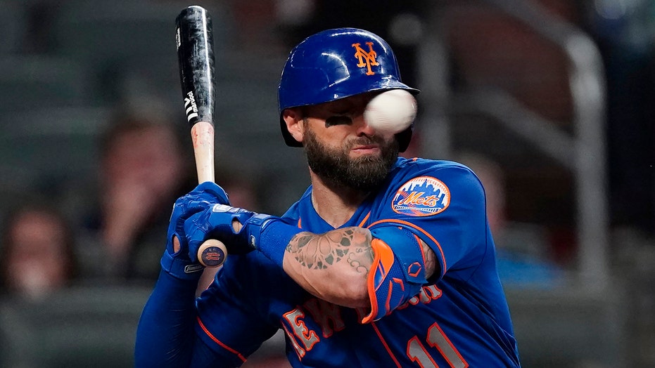Mets’ Kevin Pillar shares update after getting hit in face by pitch vs. Braves