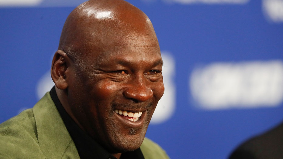 Michael Jordan donates $1M to Morehouse journalism, sports