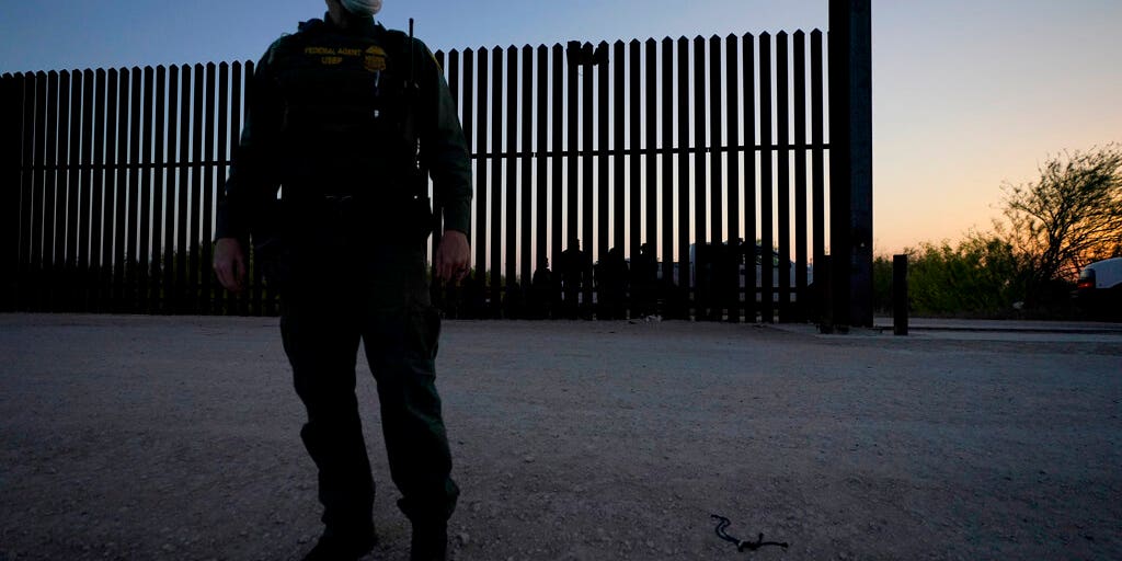 Texas' new immigration statutes are common sense, not racist - Vimarsana News