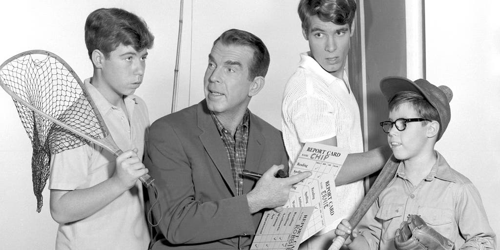'My Three Sons' star Barry Livingston talks 'Hollywood Museum Squares,' favorite William Frawley memory - Vimarsana News