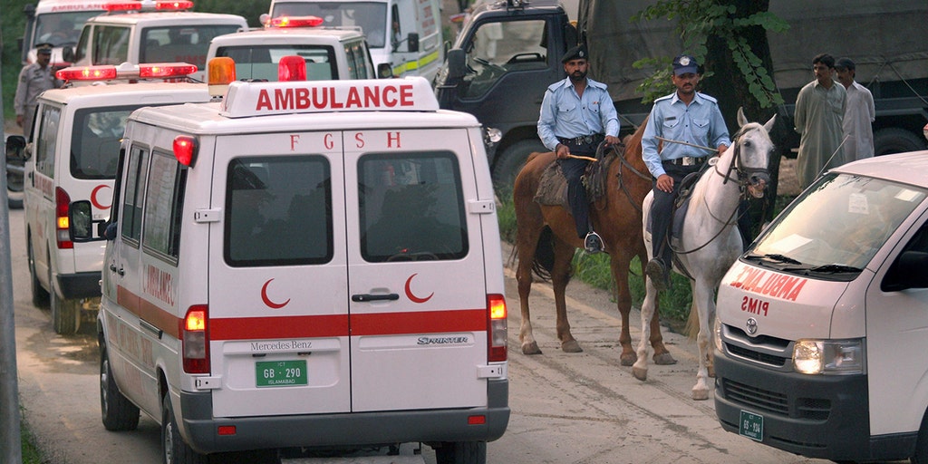 Pakistan train collision: 2 trains crash killing at least 25 - Vimarsana News