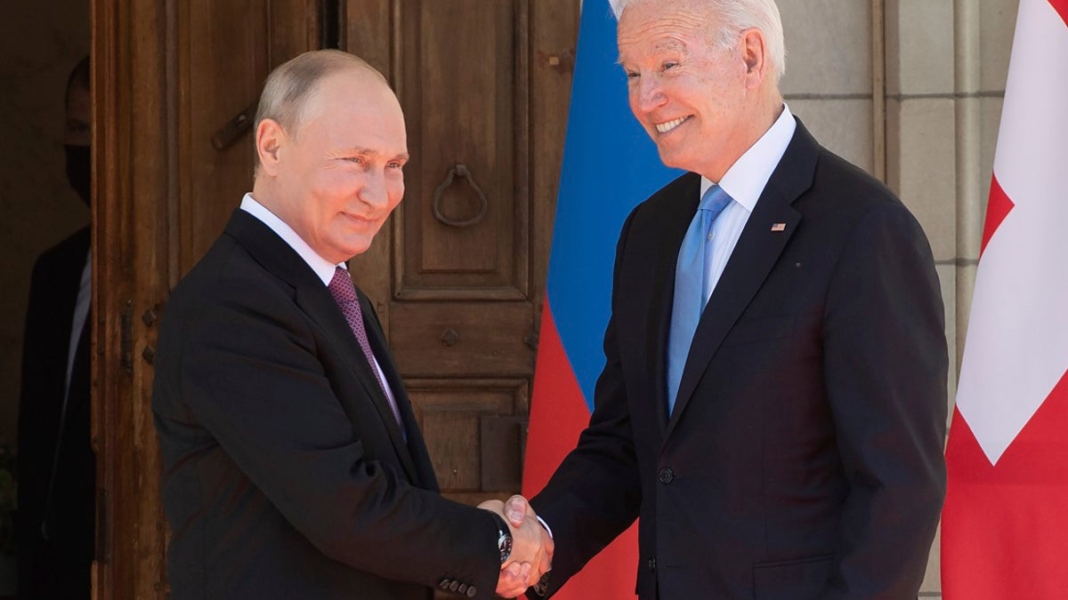 President Joe Biden and Russian President Vladimir Putin