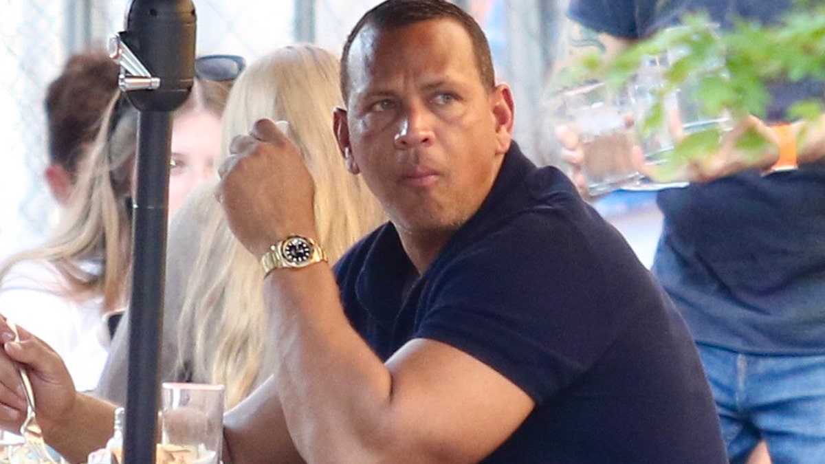 Single Alex Rodriguez scoping out apartments in Tribeca Upper