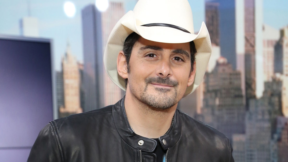 Country singer Brad Paisley believes it's Americans' patriotic duty to get vaccinated. 