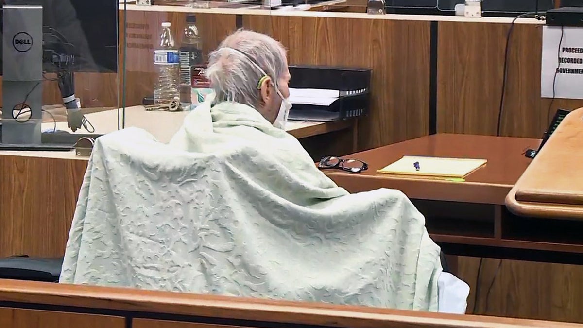 Robert Durst seen wrapped in blanket during trial on June 14, 2021. (Fox News pool)