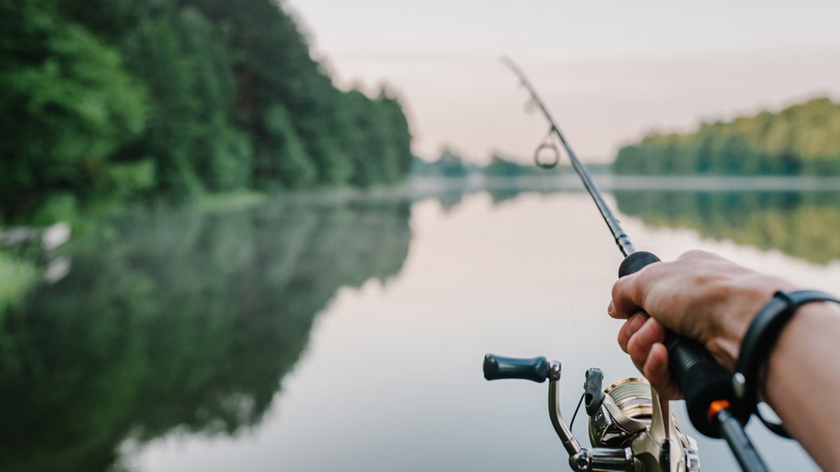 Steven Henson, from Bonne Terre, Missouri, caught a record-breaking river carpsucker while he was fishing on the Mississippi River earlier this month. (iStock)
