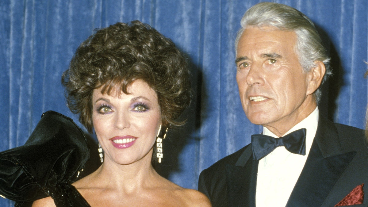 Joan Collins and John Forsythe starred in the hit '80s soap opera.