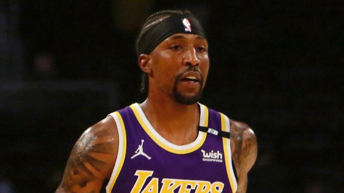 Report: Lakers' Kentavious Caldwell-Pope robbed at gunpoint in