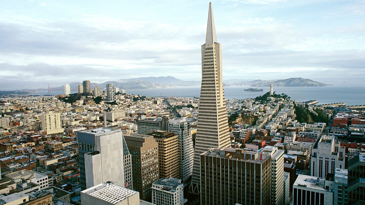 The TransAmerica Building, San Francisco (Photo by Hoberman Collection/Universal Images Group via Getty Images)