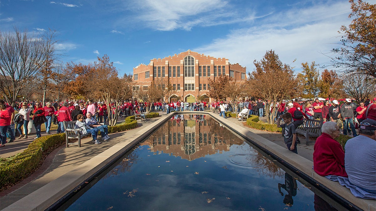 NORMAN, OK - NOVEMBER 25:  Oklahoma Sooners Campus during the Oklahoma Sooners game against the West Virginia Mountaineers on November 25, 2017 at Gaylord Memorial Stadium in Norman, OK. (Photo by Richard Rowe/Icon Sportswire via Getty Images)