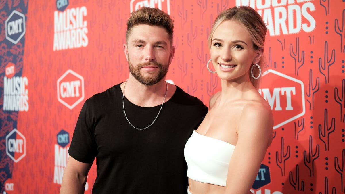 Chris Lane and Lauren Bushnell welcomed a son in 2021.