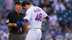 Mets' Jacob deGrom caught on camera wrestling teammate, fans react: 'What are we doing?'