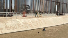 Texas Border Patrol agents rescue drowning migrants; 1 agent injured in a rollover crash