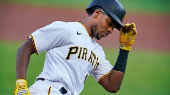 Oops! Pirates' Hayes loses homer after missing first base