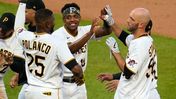 Stallings' hit lifts Pirates, Marlins' 8th loss in row