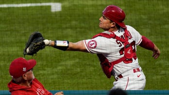 Canning, Rendon power Angels' 6-1 victory, sweep of Royals