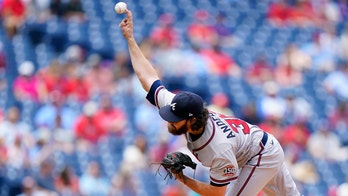 Segura's 2-run single in 10th lifts Phillies over Braves 4-3