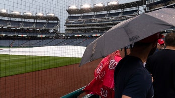 Giants, Nationals rained out, day-night twin-bill Saturday