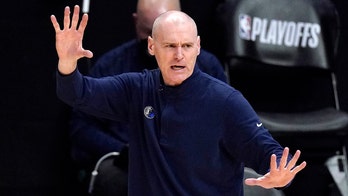 Carlisle steps down as Mavs' coach, one day after GM departs