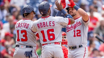 Castro's 2-run single in 9th rallies Nats past Phils 13-12