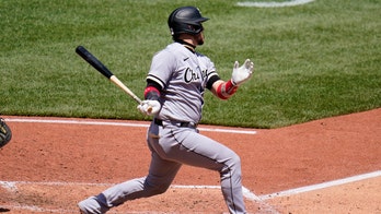 Grandal, White Sox end 5-game skid, beat Pirates 4-3