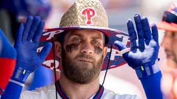 Nationals' Max Scherzer wanted umpires to check Bryce Harper's hair for foreign substances