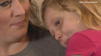 Texas girl, 3, survives freak accident with horse that leaves her with brain injury, facial fractures