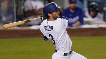 Taylor's clutch hit caps 14-pitch at-bat, Dodgers deck Cards