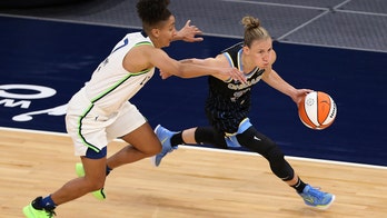 Vandersloot becomes 4th in WNBA history with 2,000 assists