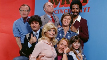 'WKRP' star Frank Bonner remembered by castmate Loni Anderson: 'I am heartbroken'