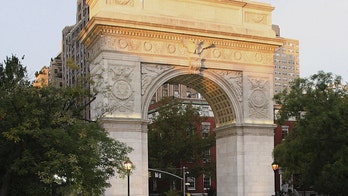 NYPD, parkgoers clash over Washington Square Park curfew enforcement