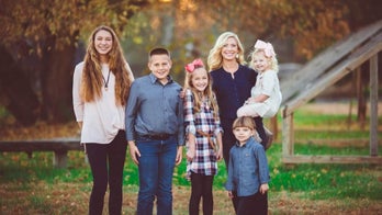 Georgia mother of 5 charged with reckless conduct after son, 4, wanders over to neighbor's house