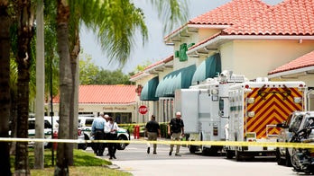 Florida Publix shooting: Shoppers return to collect belongings after toddler, grandmother killed