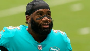 Cornerback Xavien Howard, Dolphins agree to restructured contract after trade demand