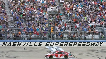 NASCAR in Nashville: Kyle Larson wins third consecutive Cup Series points race