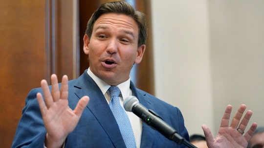 DeSantis' Florida school mask mandate ban back in effect after appeals court order