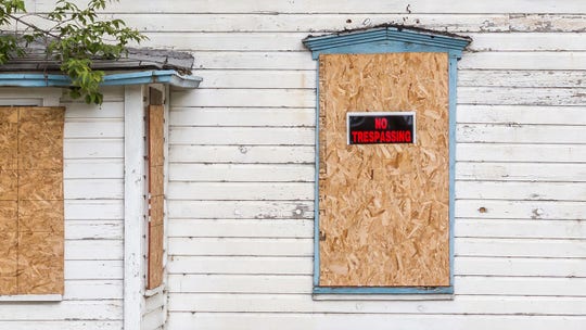 Decaying house in Louisiana neighborhood has birthday party thrown for it by frustrated neighbors