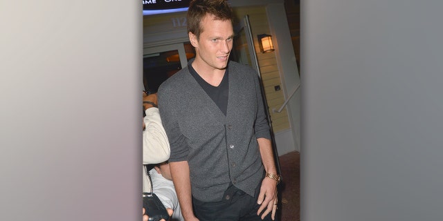 Tom Brady leaves at Prime 112 Steakhouse on November 3, 2012 in Miami Beach, Florida. (Photo by Olivia Salazar/FilmMagic)
