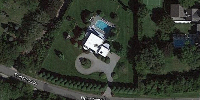 220 Flying Point Rd (Credit: Google Maps)