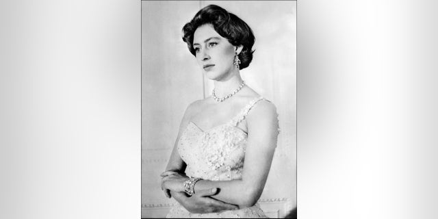 Princess Margaret, Queen Elisabeth's sister, during her 26th birthday.