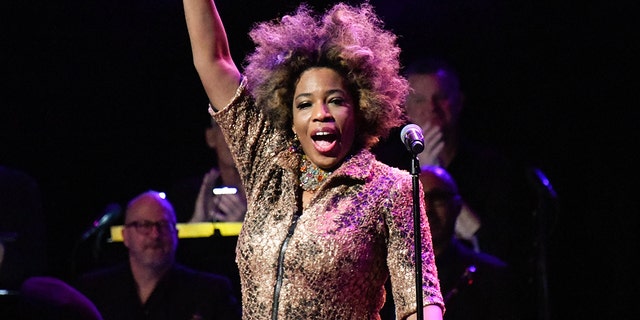 NEW YORK, NEW YORK - MARCH 12: Macy Gray performs on stage during the Fourth Annual LOVE ROCKS NYC benefit concert for God's Love We Deliver at Beacon Theatre on March 12, 2020 in New York City. (Photo by Astrida Valigorsky/Getty Images)