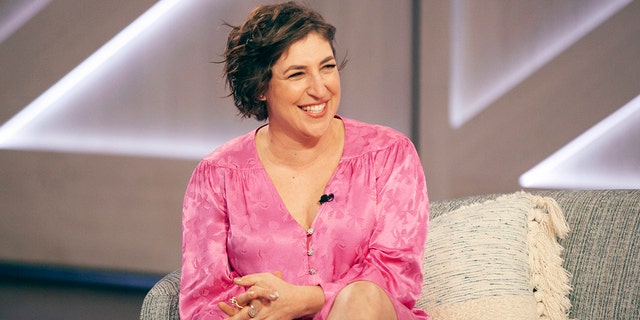 Mayim Bialik began her guest-hosting gig on ‘Jeopardy!’ this week.
