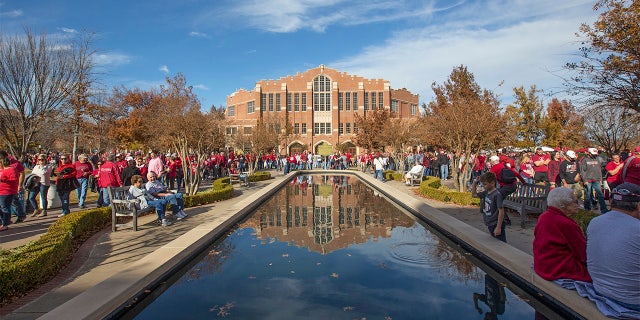 Oklahoma Sooners Campus during the Oklahoma Sooners game against the West Virginia Mountaineers on November 25, 2017 at Gaylord Memorial Stadium in Norman, OK. 