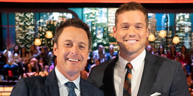 크리스 해리슨 (엘) and Colton Underwood (아르 자형) during his season.