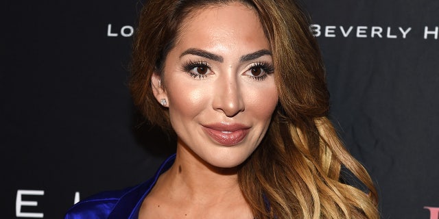 Farrah Abraham set fire to her Harvard sweatshirt after she blasted the university for alleged ‘educational abuse’ against her.
