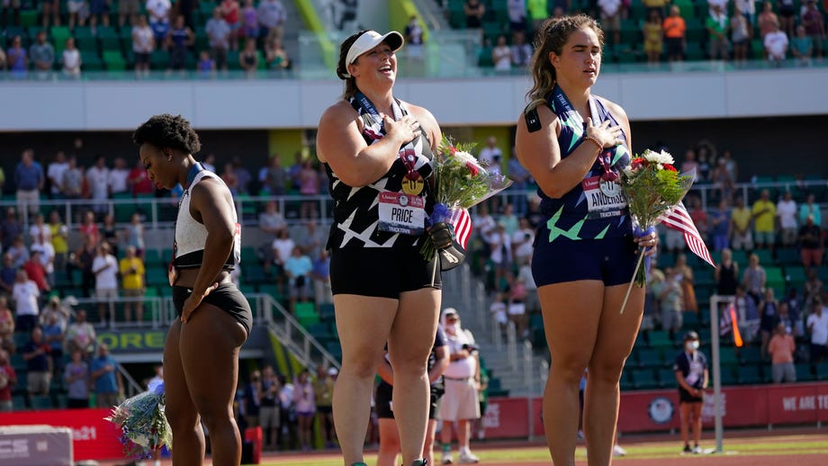 Gwen Berry turns back to US flag during national anthem at Olympic trials, says she was 'set-up'