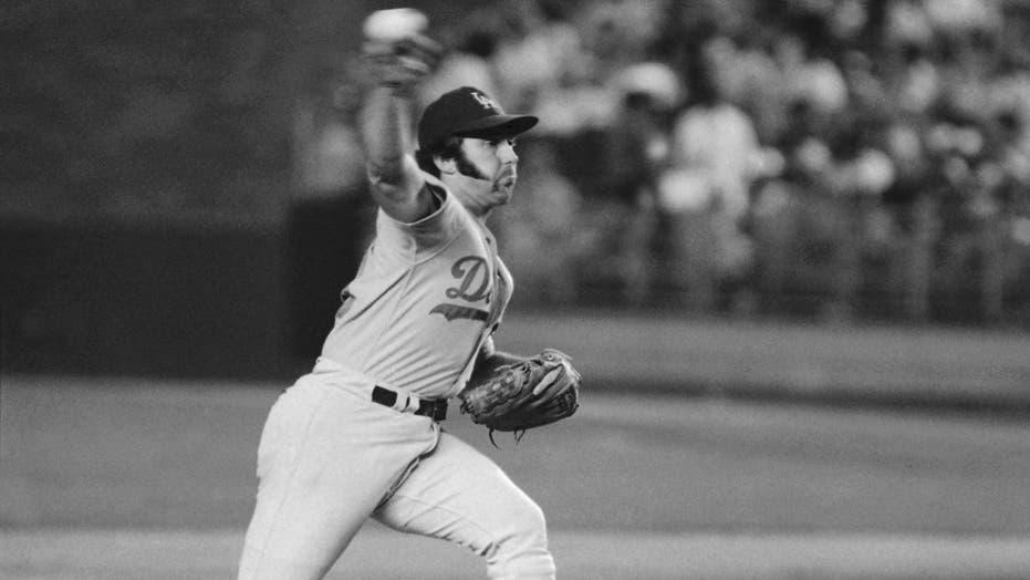 Mike Marshall, screwball-pitching reliever who won Cy Young Award, dead at 78