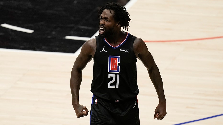 Clippers Patrick Beverley Shoves Chris Paul Amid Suns Blowout In Series Deciding Game Fox News