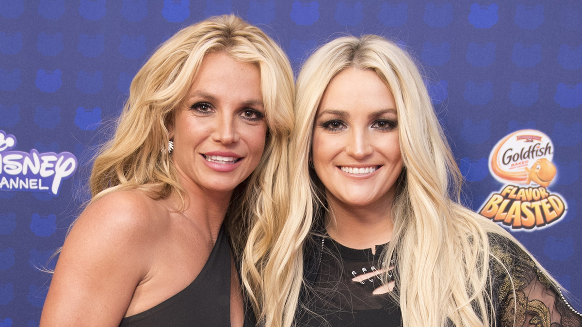 Britney Spears and Jamie Lynn Spears.